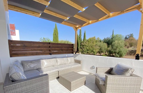 Anarita Apartment | Modern 2 Bed with Spacious Veranda & 2 Pools