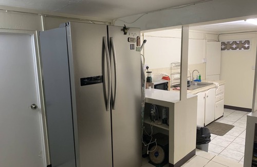 Roseau Apartment | Modern 2 bedroom apartment in Goodwill, within walking distance to Roseau.