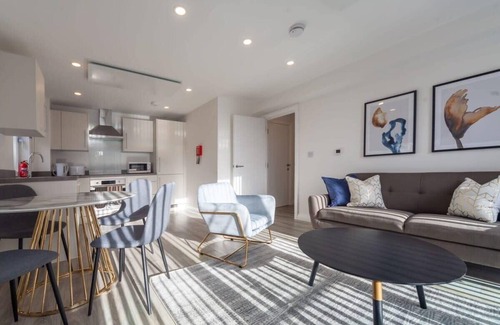Ashford Apartment | Modern 2 Bedroom Apartment in Ashford