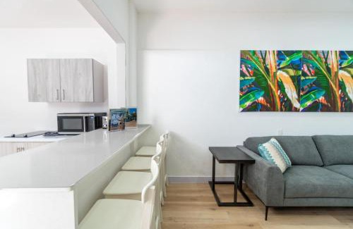 San Francisco Apartment | Modern 2-Bedroom Apartment in historic Old San Juan