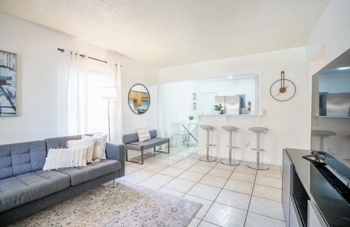 Wynwood Art District Apartment | Modern 2 Bedroom in the Heart of Wynwood Art District