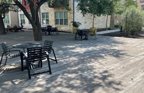 North Burnet Condo | Modern 2 BR, 2 BA up-to-date condo, centrally located in luxury shopping mall