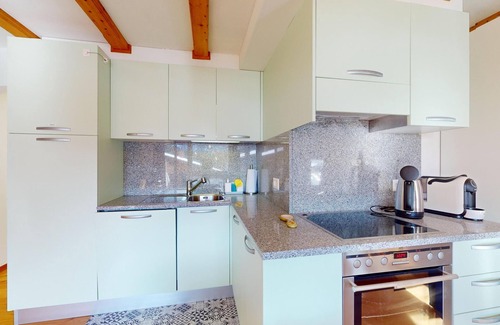 Maloja Apartment | Modern 2-room apartment on the third floor with approx.