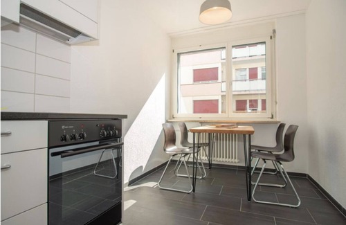 Basel Apartment | Modern 2-room apartment in the centre of Basel with balcony