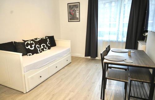 Chaucer Apartment | Modern 2B Flat - Walk to London Bridge & Borough Market