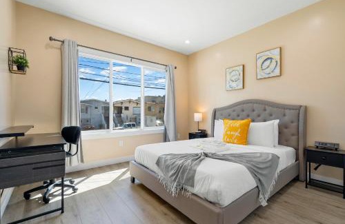 Excelsior House | Modern 2Bed 2Bath w/parking in Excelsior District