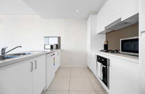 Liverpool Apartment | Modern 2Br Apt close to ShoppingTrainHospital