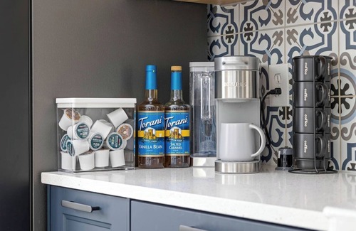 Westfield House | *Modern 2BR | Keurig, Desk, WiFi, Fireplace, W/D