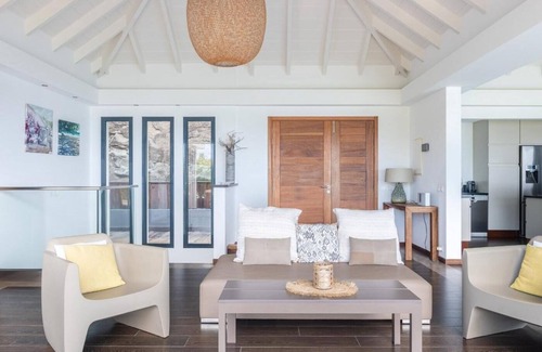 Lurin Villa | Modern 3 BDRM Villa w Pool and BBQ