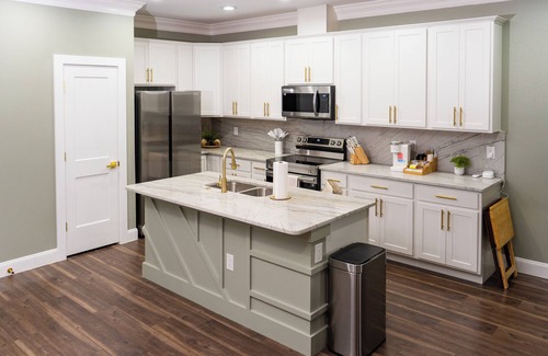 Bartow House | Modern 3-Bedroom Home Across from Bartow Golf Course