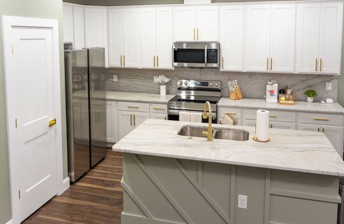 Bartow House | Modern 3-Bedroom Home Across from Bartow Golf Course