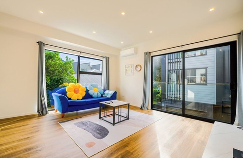 Mount Wellington House | Modern 3-Bedroom Home in Mount Wellington