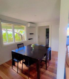 Manuka House | Modern 3BR home, Close to parliament , Canberra