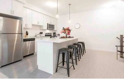 Watertown House | Modern 4 bedroom house in Waterdown