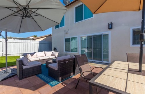 Mira Mesa House | Modern 5 bedrooms/GREAT outdoor space