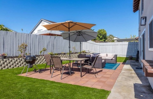 Mira Mesa House | Modern 5 bedrooms/GREAT outdoor space