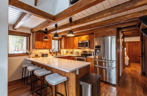 Blue River Cabin | Modern A Frame in Breck ~ Sauna ~ Spa ~ Views