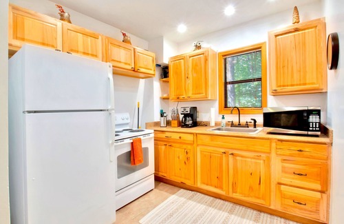 Young Harris Cabin | Modern A-Frame in Blairsville - Indoor Hot Tub & Firepit