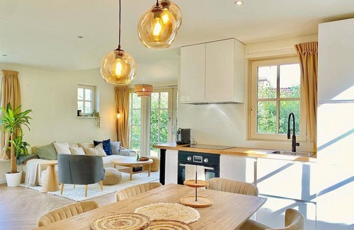 Hoge Hexel House | Modern and comfortable vacation home for the whole family.