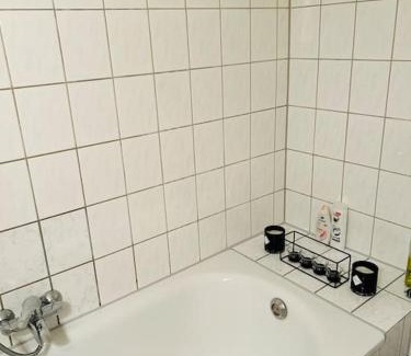 Gross Buchholz Apartment | Modern and cozy 1 bedroom apart.