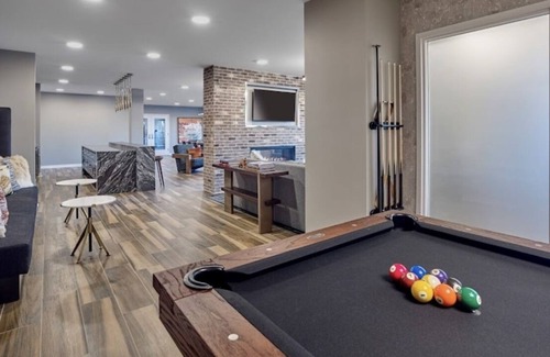 New Castle Apartment | Modern and Cozy 2-Bedroom, 2-Bathroom Getaway!