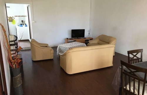 Quatre Bornes Apartment | Modern and Cozy Apartment in Quatre Bornes