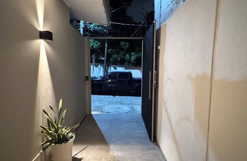 San Pedro Sula House | Modern and luxurious for 4
