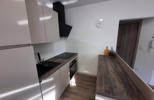 Godic Apartment | Modern and Pleasant Kamnik Apartment with Terrace - One Bedroom Apartment with Terrace