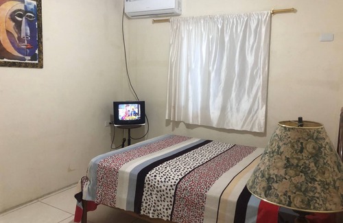 Santa Elena Apartment | MODERN AND SECURE FURNISHED SUITE