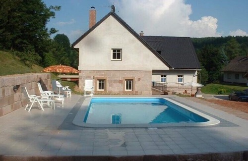 Stupna Apartment | Modern Apartment in Vidochov with Swimming Pool