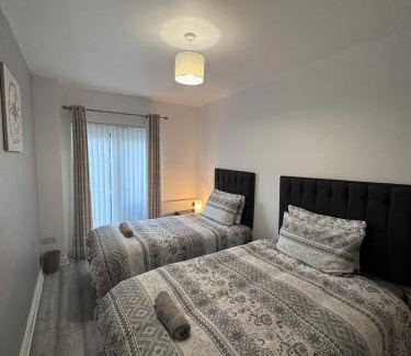 Ongar Apartment | Modern Apartment good distance from Dublin City and Airport 4people