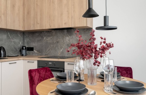 Grunwald Apartment | Modern Apartment in a Quiet District of Poznań | Parking