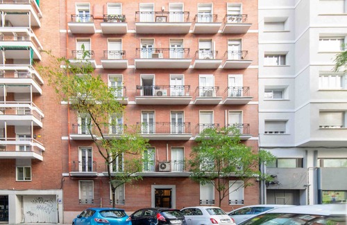 Castellana Apartment | Modern apartment in Barrio de Salamanca 2 Bedrooms 2 Bathrooms