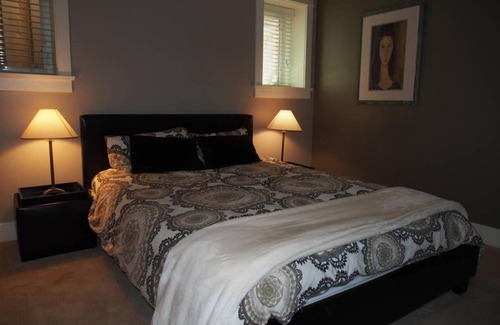 Kitsilano Apartment | Modern Apartment in Beautiful Kitsilano