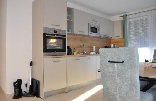 Bischofsheim Apartment | Modern Apartment in B'heim EG Nr 2
