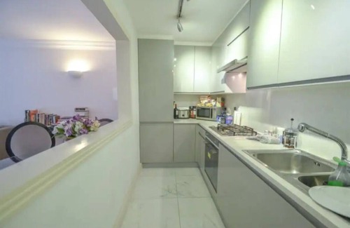 Crouch End Apartment | Modern Apartment in the Heart of Covent Garden, London