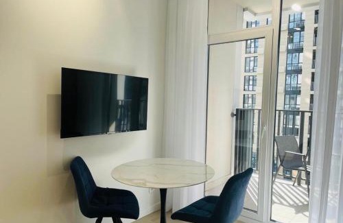 Afanasivsʹkyy Yar Apartment | Modern apartment in the old town