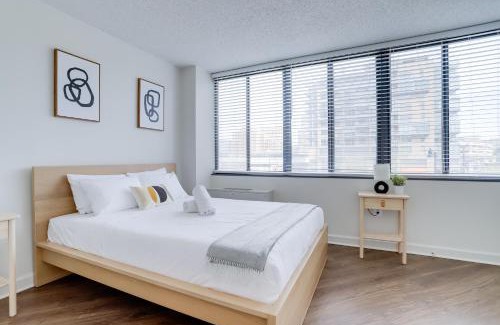 Pentagon City Apartment | Modern Apartment in the Center at Pentagon City