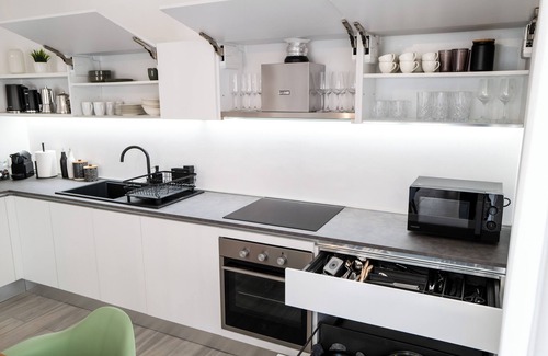 Capo d'Orlando Apartment | Modern apartment with sea views, top furnishings and private parking space