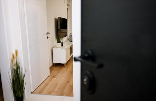Brcko Apartment | Modern Apartment MOMENT