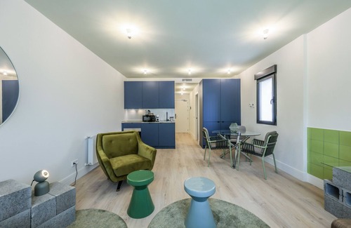 Puerta del Angel Apartment | Modern apartment near the Royal Palace 07