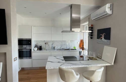 EUR Apartment | Modern apartment with luxury finishes in Eur