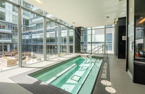 Yonge-Eglinton Apartment | Modern Apartments 2BR 2BA Lillian St with Balcony