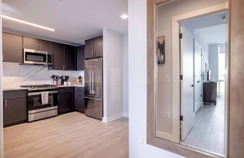 New Rochelle Apartment | Modern Apt with Indoor Pool
