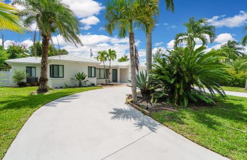 Singer Island House | Modern Beach Home, Family Friendly, Heated Pool