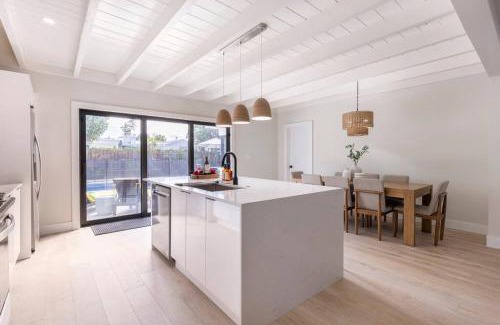 Singer Island House | Modern Beach Home, Family Friendly, Heated Pool