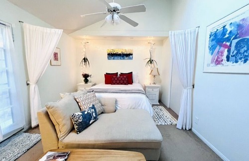 Goleta Apartment | Modern BOHO Chic Getaway in the Goodland! 2.6 miles to UCSB 10mins to downtown