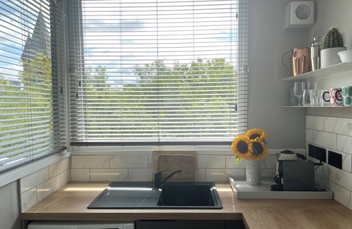 Vincent Square Apartment | Modern -bright- Quiet studio central London