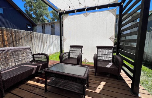 Gunnison House | Modern Bungalow - Pet Friendly - Close to downtown