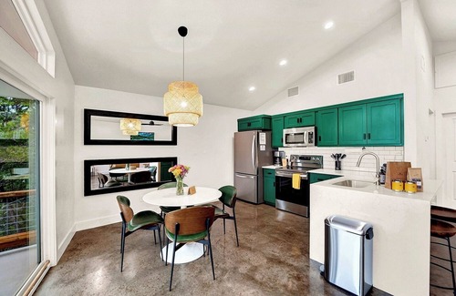 Wimberley House | Modern Cabin Trio